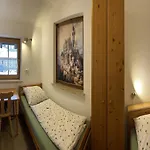 Ferienhaus Koessel * Пфронтен